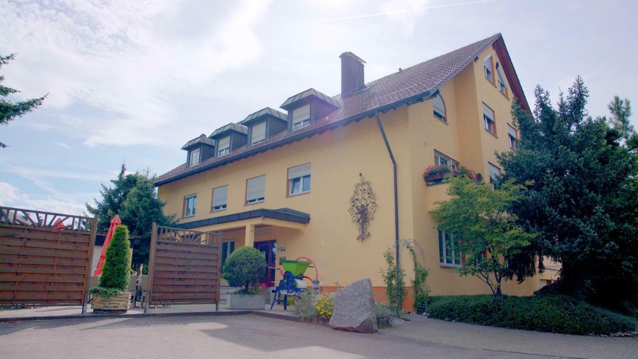 Hotel-restaurant Und Löwen Hotel 3*